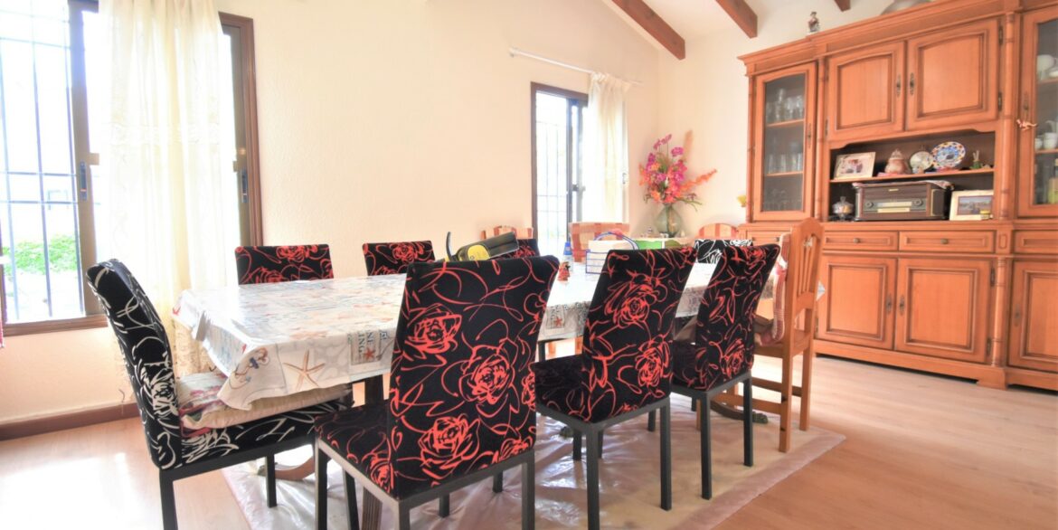 o_1hak32iu81ajt1bllug5qf6t5s9b