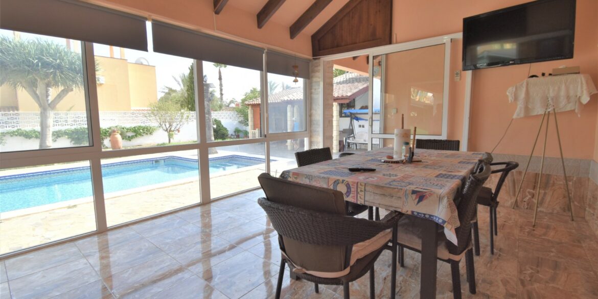 o_1hak32iu925pn4g1t1u7t1vo69s