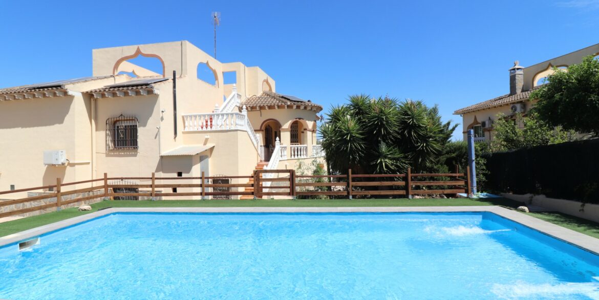 o_1hap1u3su1rdkfnvti1hmf10mq2q