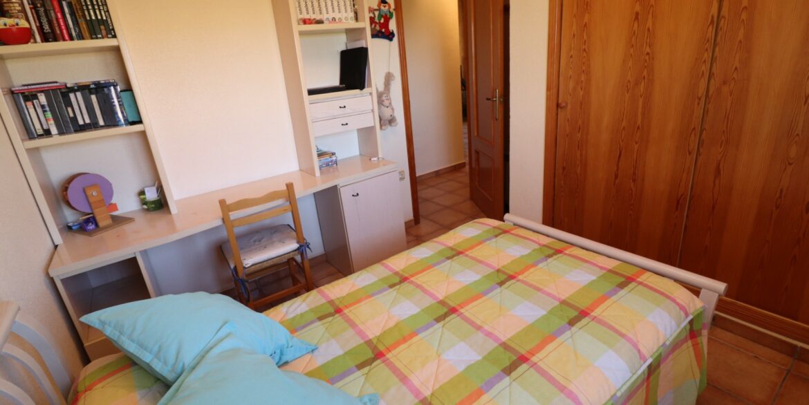 o_1hap1u3sv1ddf15bimai1t6b1i0a36