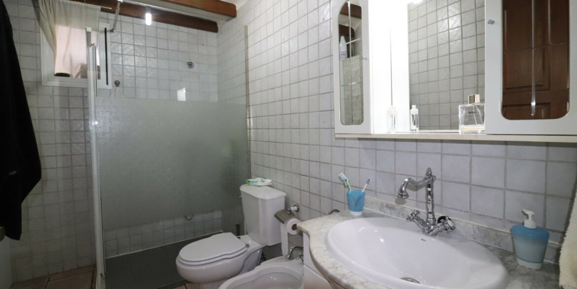 o_1hap1u3svolqoo598d97vdt537