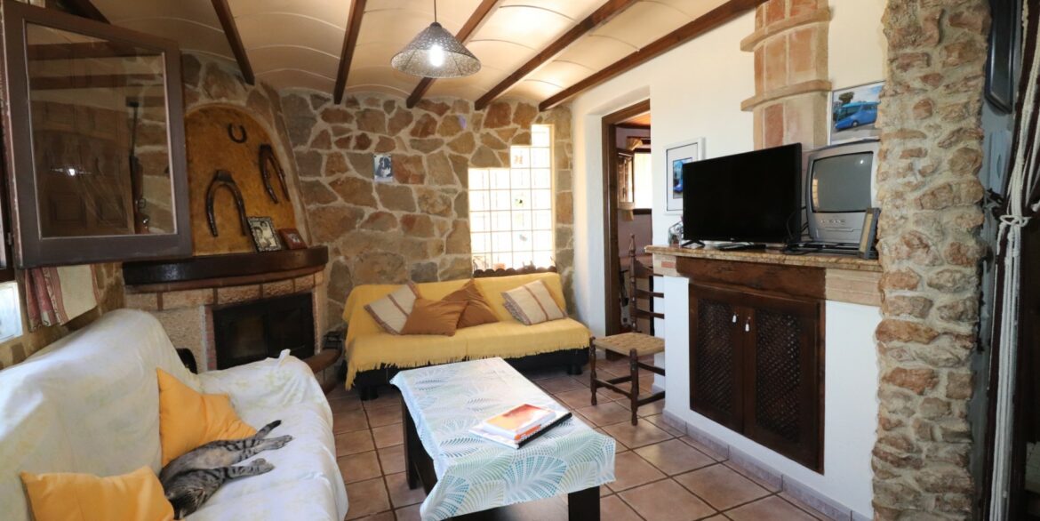 o_1hap1u3svprqvf61bjj527175d2t