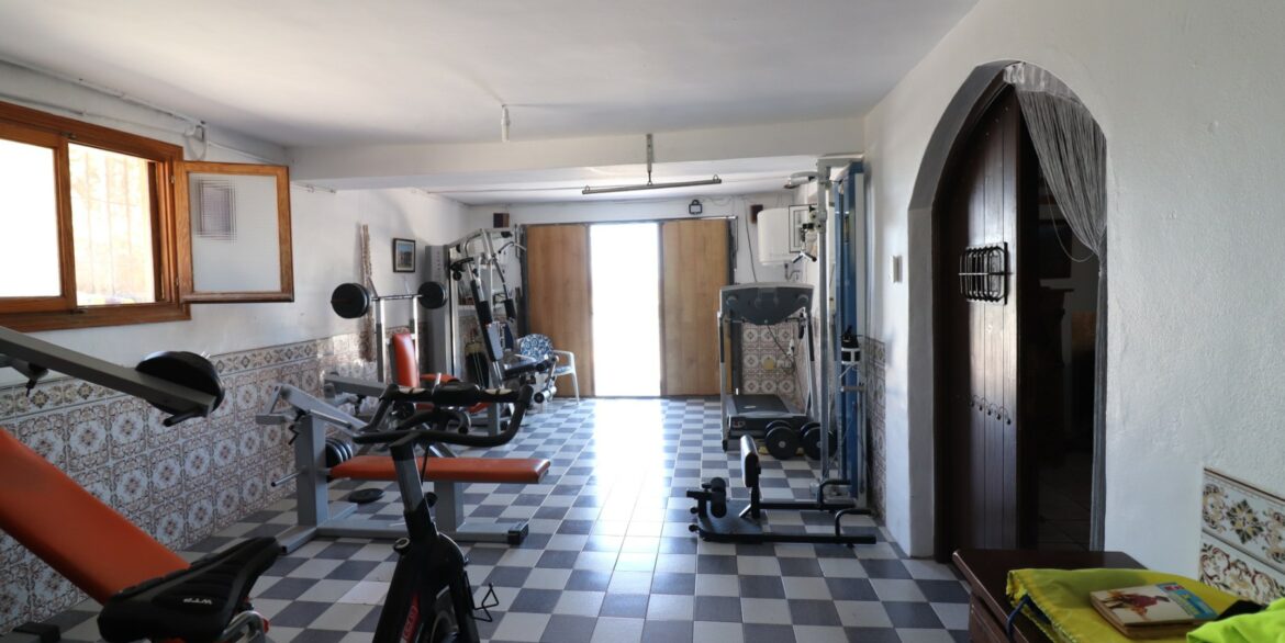 o_1hap1u3t01pgsob3102l14eumgk3c