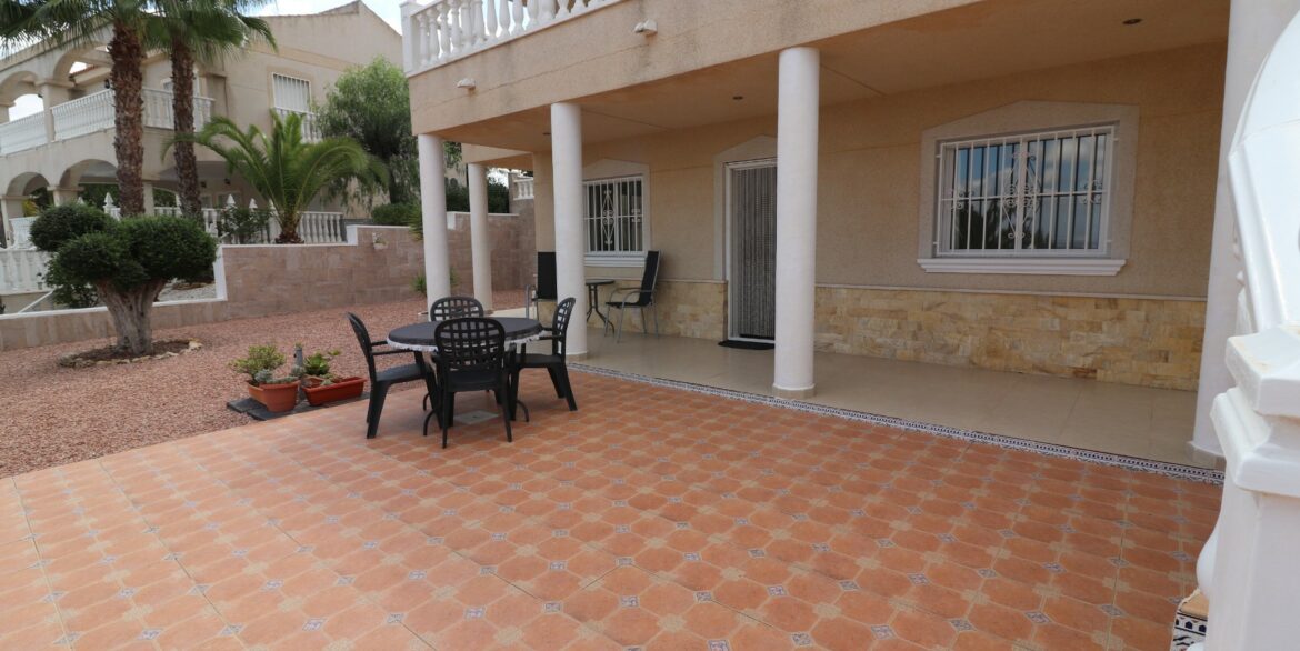 o_1hbdhovoq1lu1120f152hakr1qi731