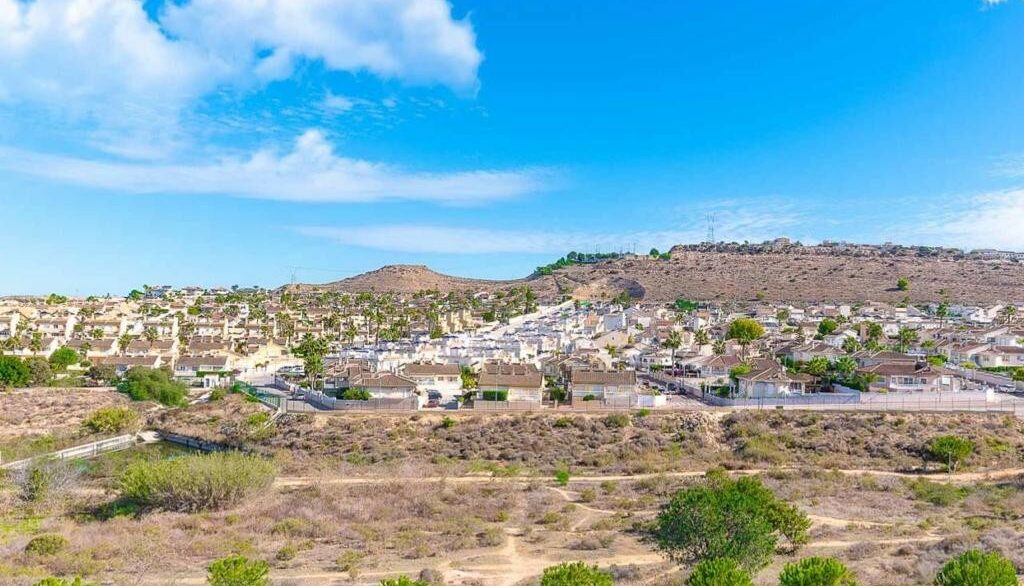 o_1hke6n88k1rhgrmn1e9m1f9bfsm2q