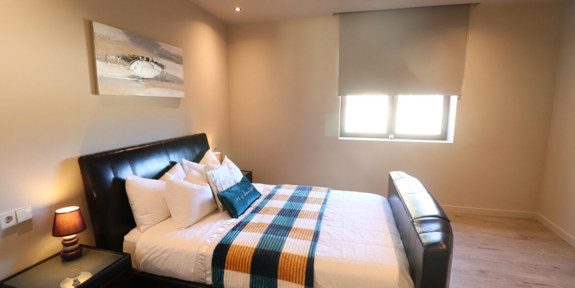 o_1hof02v1s1rvevfskve134m3sa31