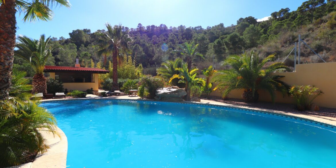 o_1hof02v1s1ujofh21t0c4je1gmq2j