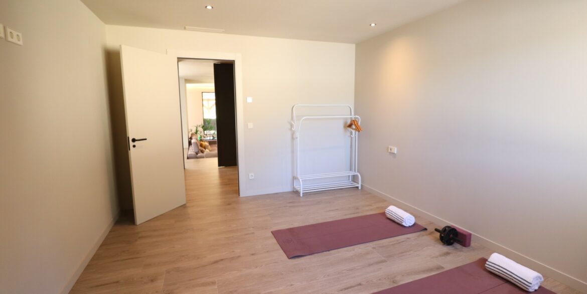 o_1hof02v1t1nqi1ucl1n4kefrg4o38