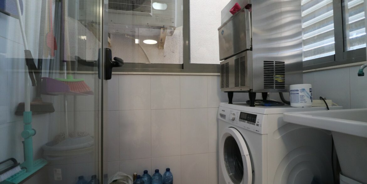 o_1hs7uduuel461uc514hk191s1eem2l