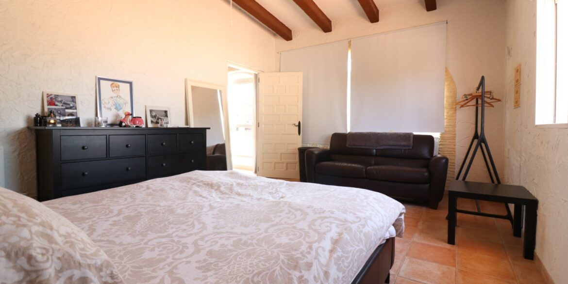 o_1i1f3s5em1obg1qrdcpti9s2583a