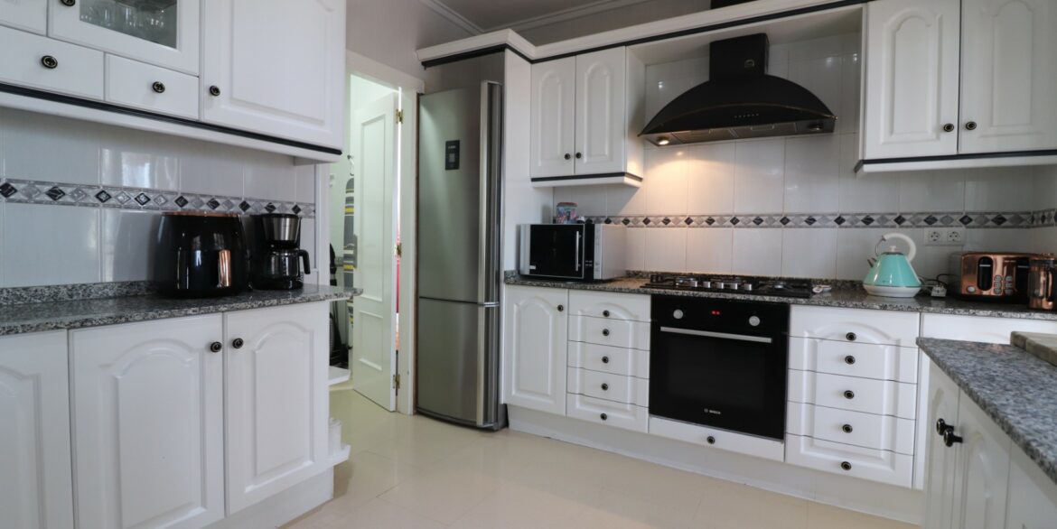 o_1i46jpv6cql81rc5h8f1hfb1frt30