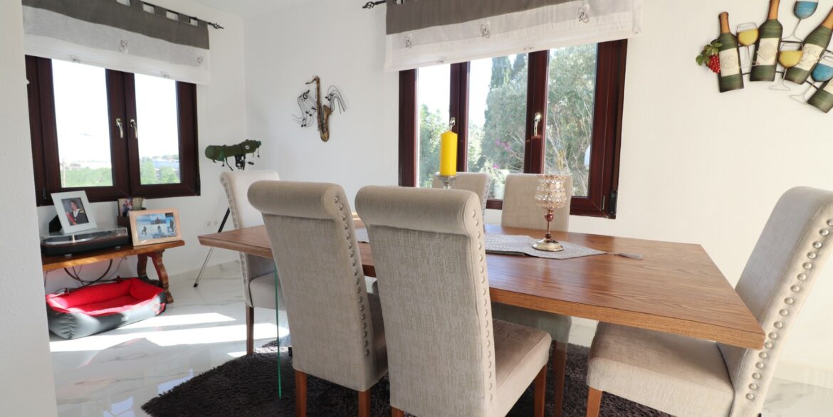 o_1id27nhqb1j43umd1j7rij816t13f