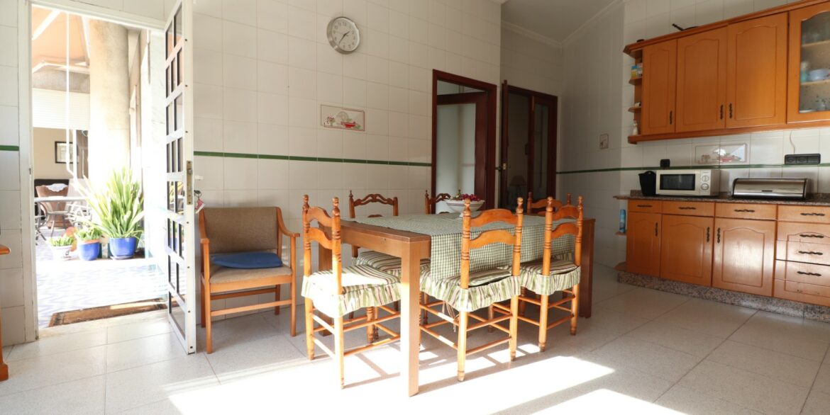 o_1ih58hh041bva1dmo1vjc1i1t2jt22