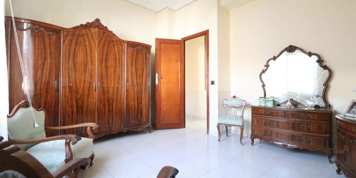 o_1ih58hh0cn75ipa1ukpacr1cle2b