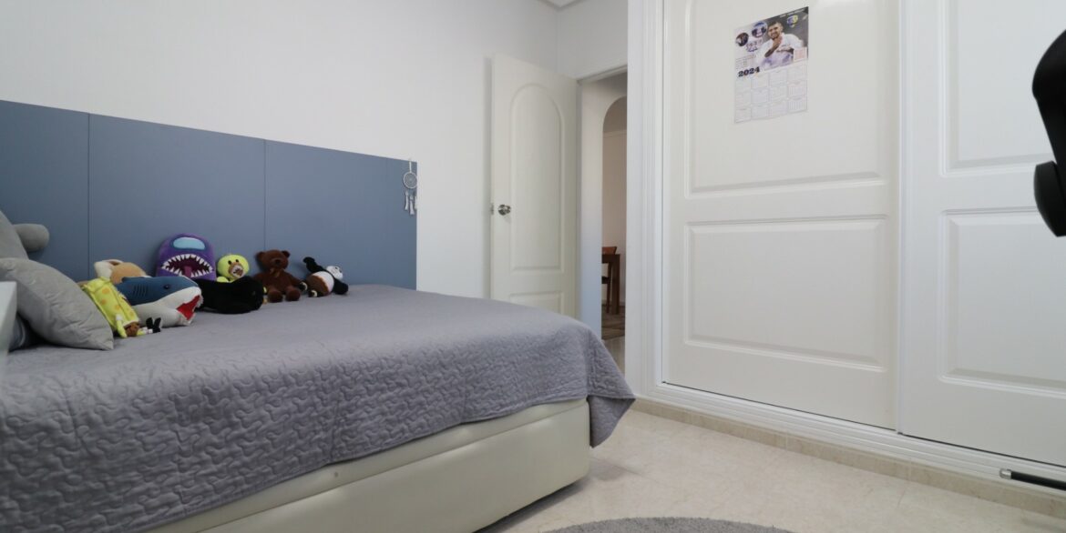 o_1ijg38f7bgd711gn7nm1k991j9h28