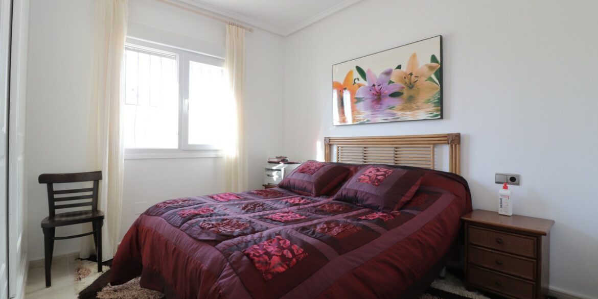 o_1ijg38f7c6f4dn8167kjl6g012e