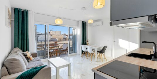 3 Bed, 2 Bath, Apartment in Torrevieja