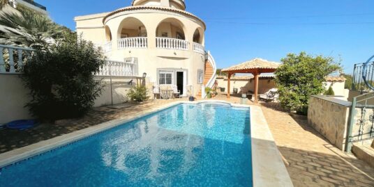 5 Bed, 3 Bath Villa in Ciudad Quesada