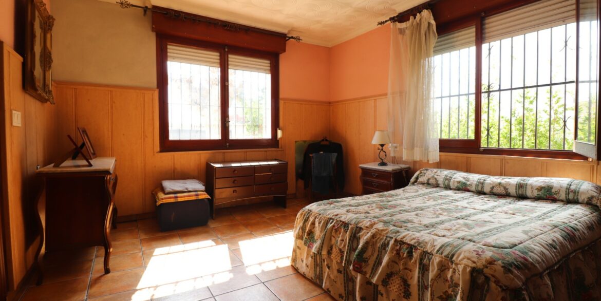 o_1io2kbda01gan1tk61u48mrp174u30