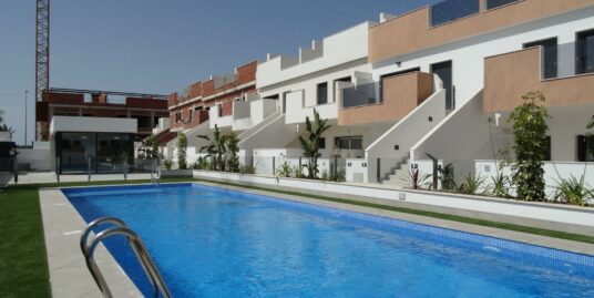 3 Bed, 2 Bath, Bungalow in Pilar de La Horadada