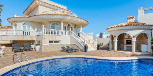 5 Bed, 5 Bath Villa in Ciudad Quesada