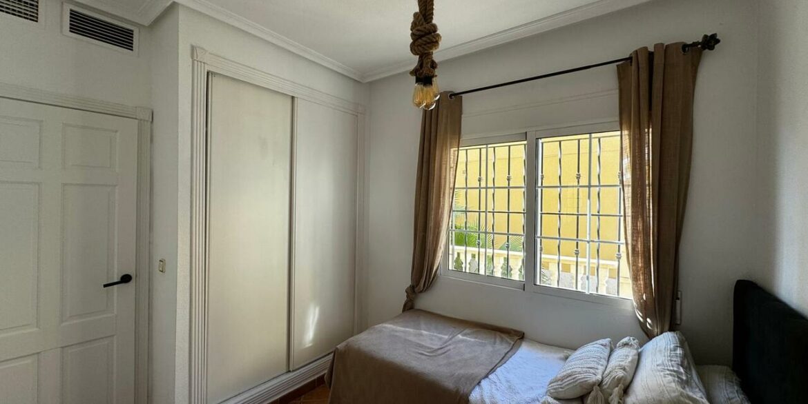 151795-villa-for-sale-in-algorfa-28494186-large