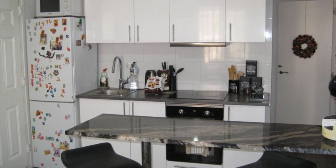 155585-villa-for-sale-in-quesada-30015229-large