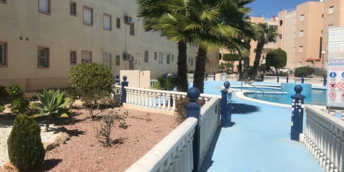 155586-apartment-for-sale-in-torrevieja-30015263-large