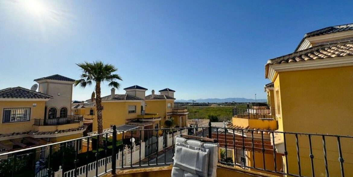 155834-villa-for-sale-in-algorfa-30106566-large