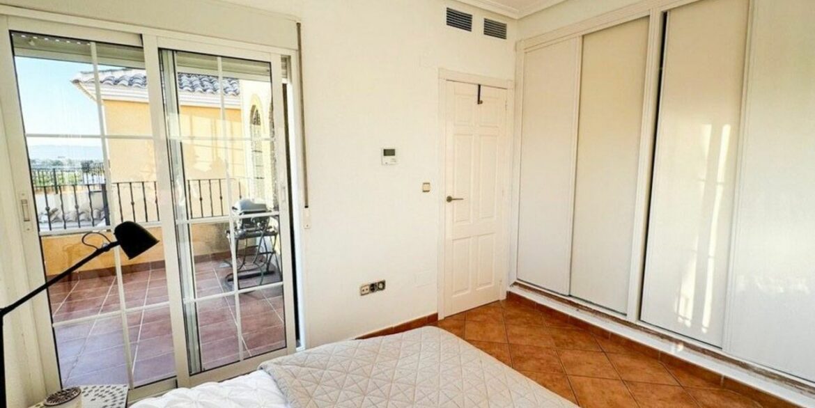 155834-villa-for-sale-in-algorfa-30106579-large