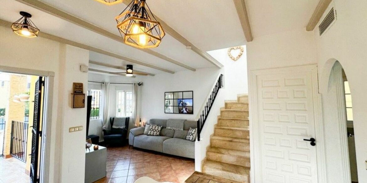 155834-villa-for-sale-in-algorfa-30106590-large