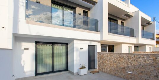 3 Bed, 2 Bath, Town House in Pilar de La Horadada