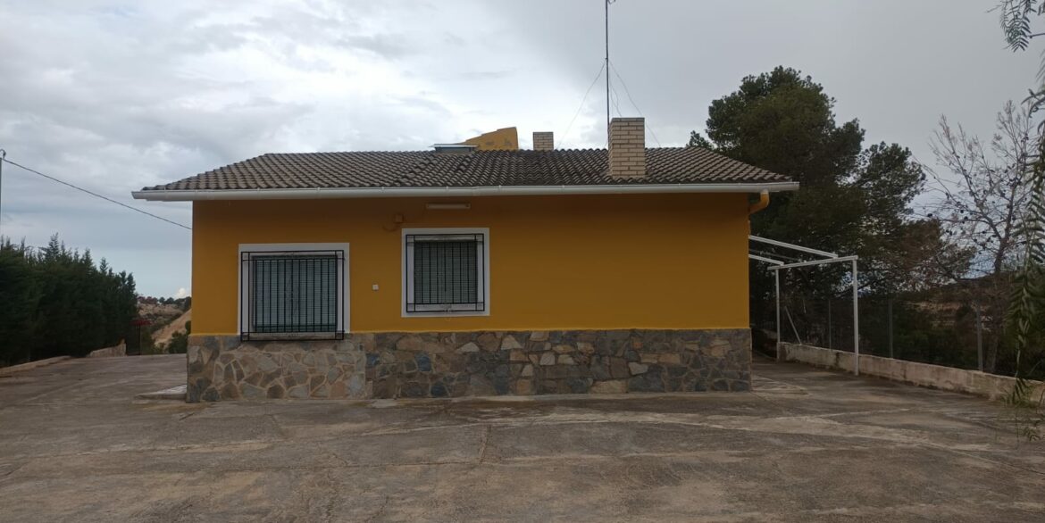 17479258485-6