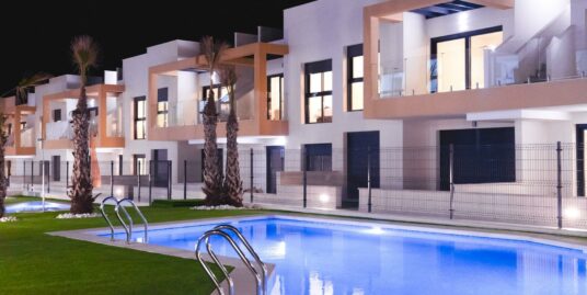 2 Bed, 2 Bath, Bungalow in Orihuela Costa