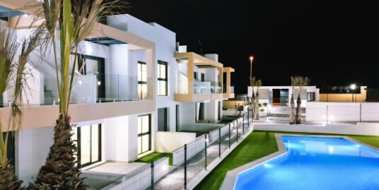 2 Bed, 2 Bath, Bungalow in Orihuela Costa