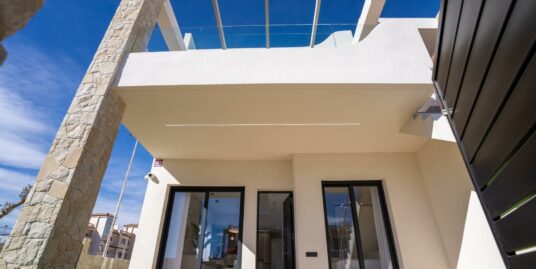 3 Bed, 2 Bath, Bungalow in Pilar de La Horadada
