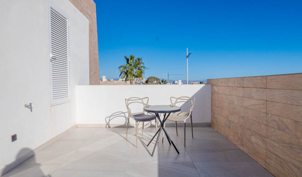 9187_beautiful_villa_on_la_finca_golf_resort_060225152600_p1220786