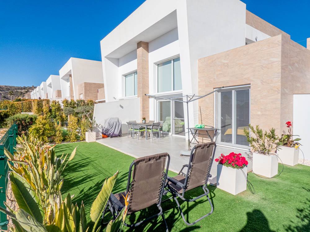 3 Bed, 2 Bath, Villa in La Finca Golf
