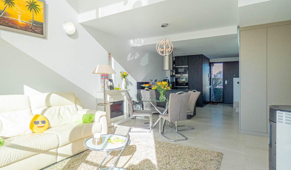 9187_beautiful_villa_on_la_finca_golf_resort_060225152603_p1220807