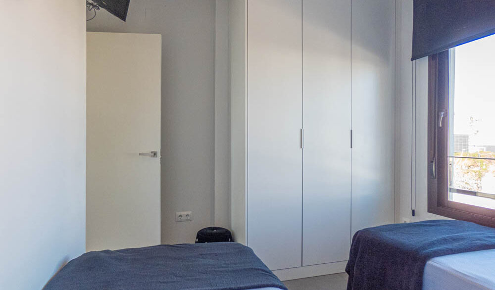 9901_modern_top_floor_apartment_on_la_finca_golf_resort_130225144841_p1220879