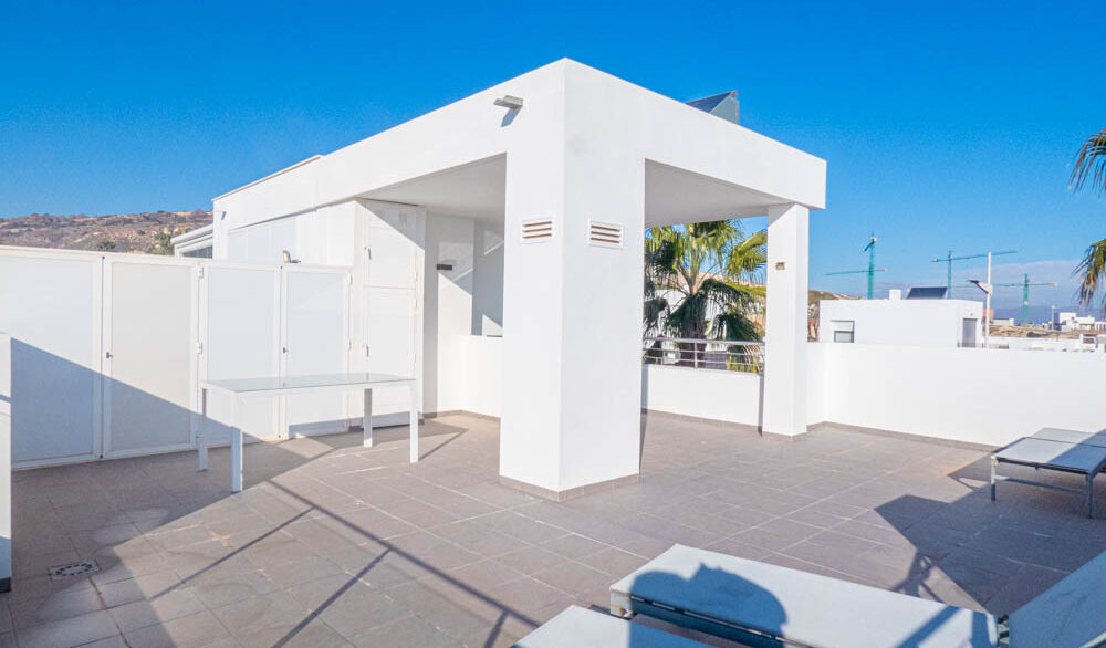 9901_modern_top_floor_apartment_on_la_finca_golf_resort_130225144843_p1220921