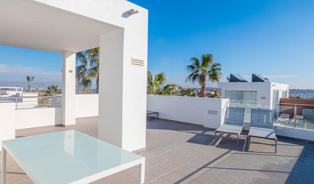 9901_modern_top_floor_apartment_on_la_finca_golf_resort_130225144843_p1220937