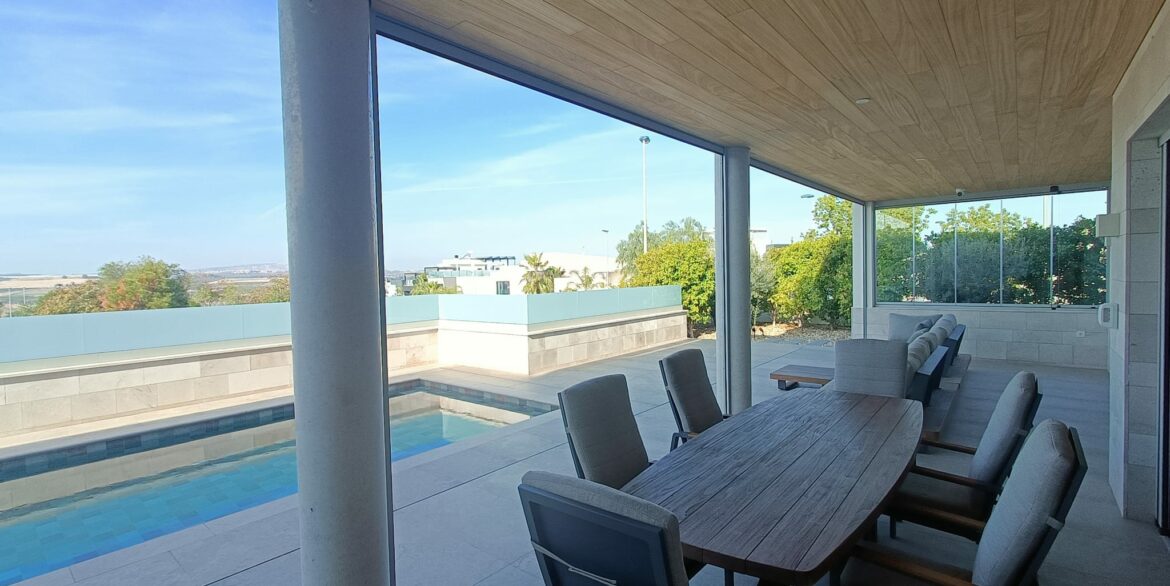 9942_amazing_modern_villa_for_sale_280225111245_lower_terrace_a