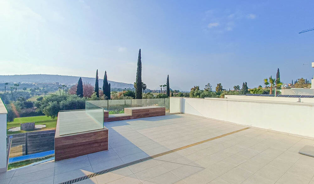 9943_stunning_modern_frontline_villa_for_sale_210225142721_imagen_de_whatsapp_2025_02_21_a_las_14.22.22_336f0416