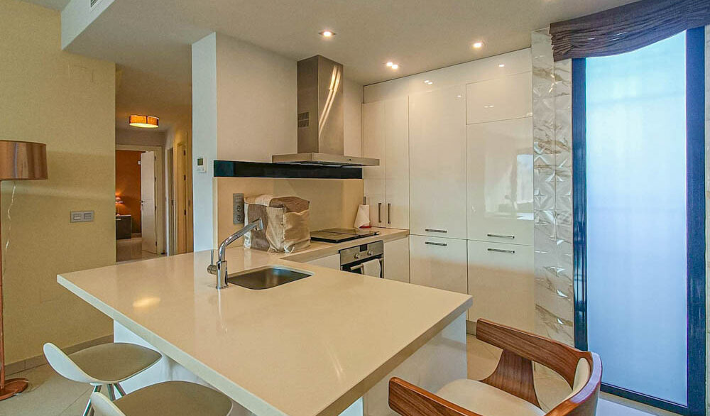 9943_stunning_modern_frontline_villa_for_sale_210225142721_imagen_de_whatsapp_2025_02_21_a_las_14.22.40_060d6600