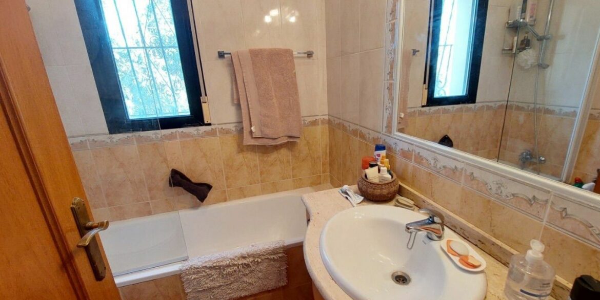 Bath1b