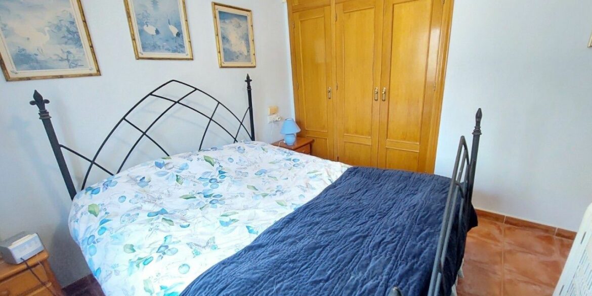 Bed2