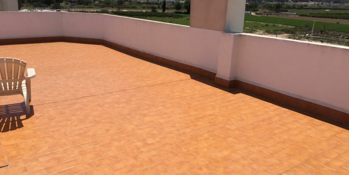 frontpic43-fo105