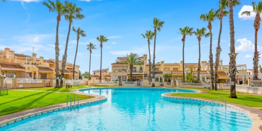 3 Bed, 2 Bath Quad house in Orihuela Costa