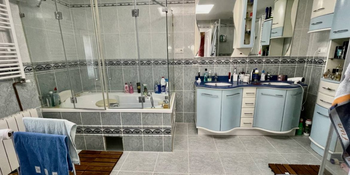 Bath2